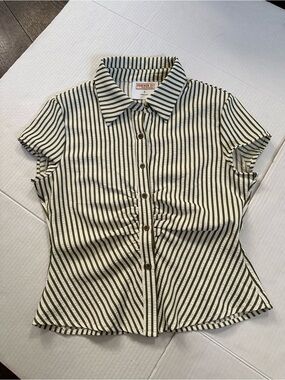 Forever 21 womens striped button up top